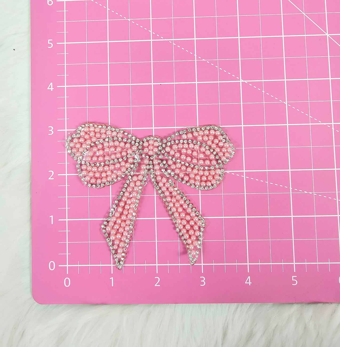 Rhinestone Bow with Silver Outline and Pink Pearl Iron-on Patch