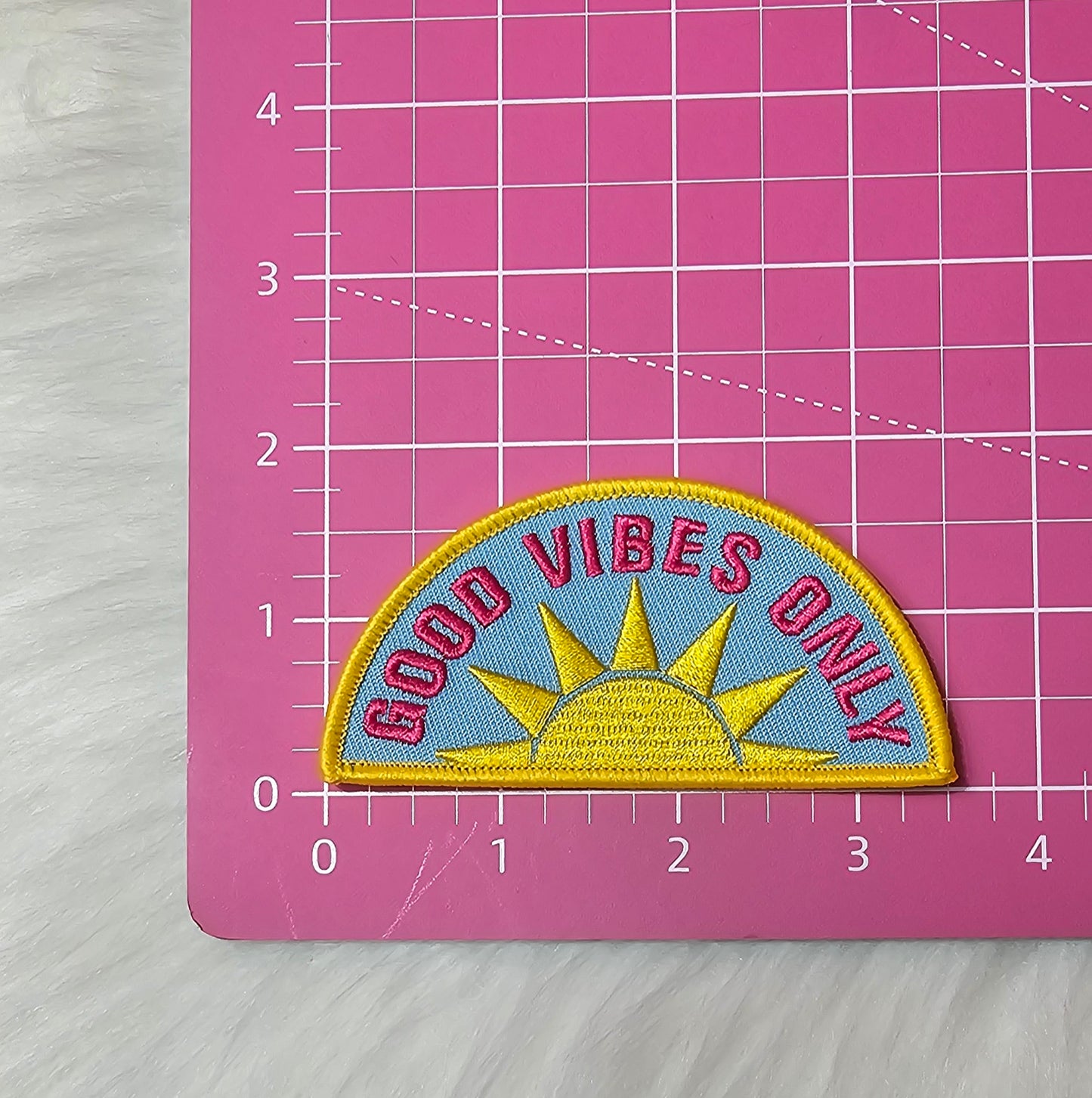 'Good Vibes Only' Sun Embroidery Iron On Patch