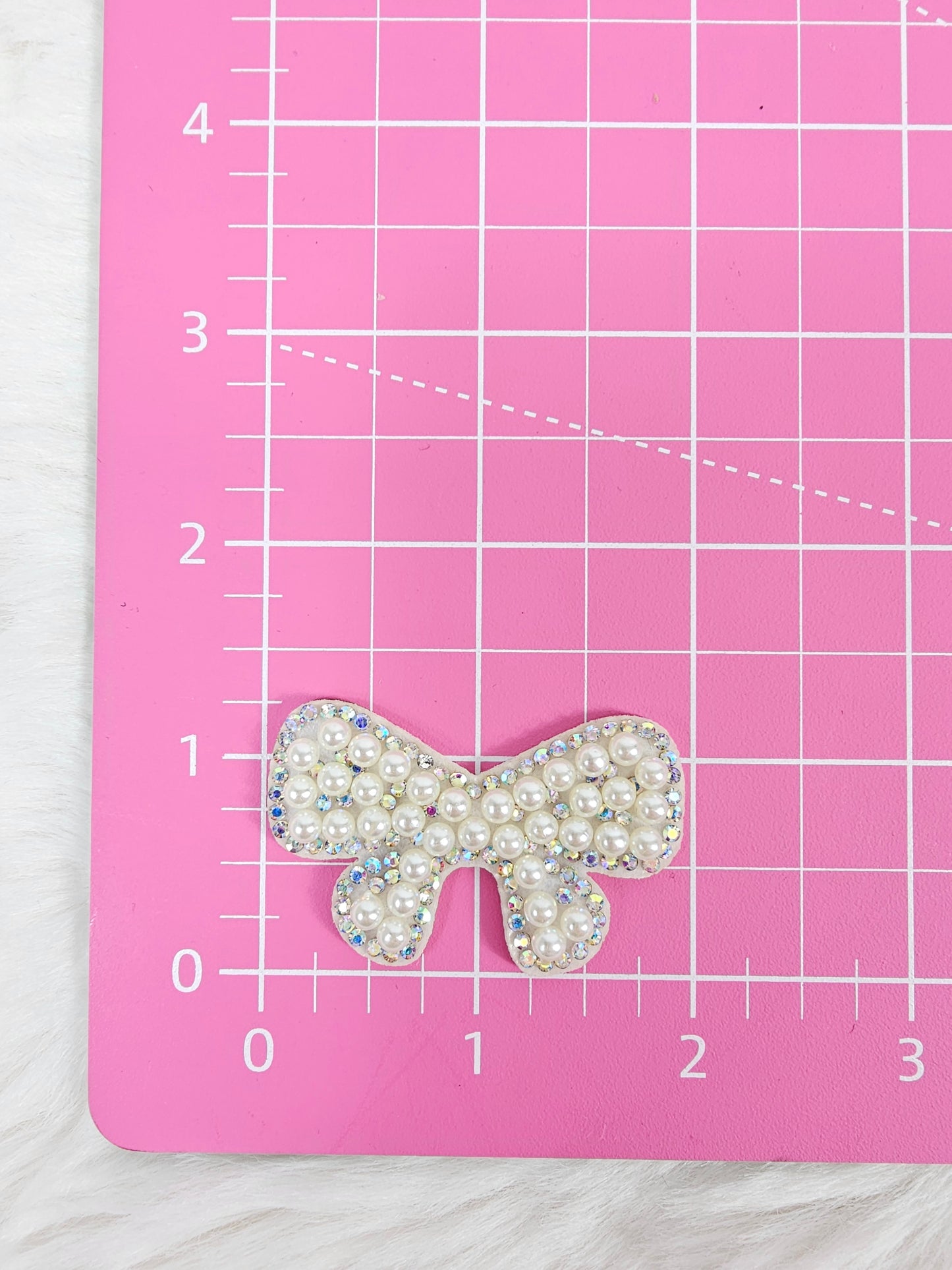 Small Rhinestone and Pearl Bow Iron-on Patch