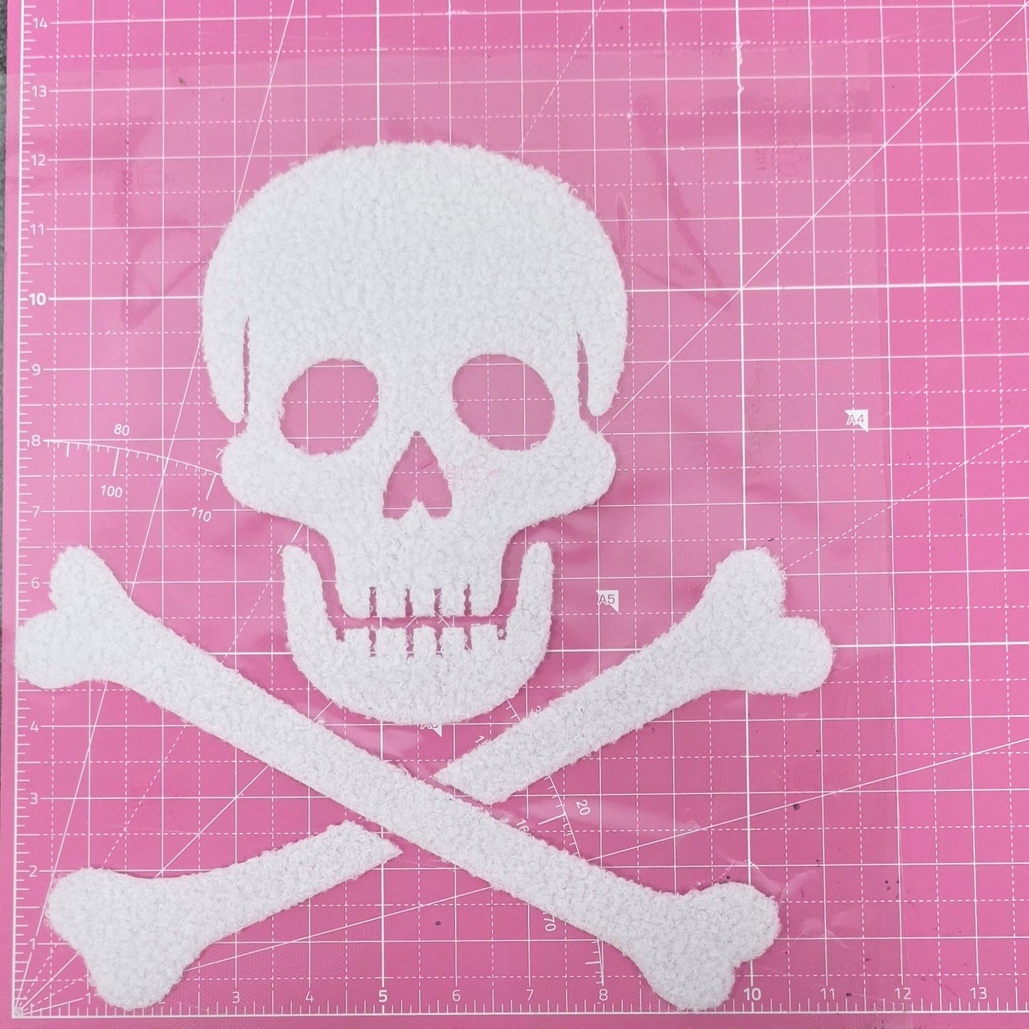 Skull Crossbones Fluffy Fuzzy Transfer Patch