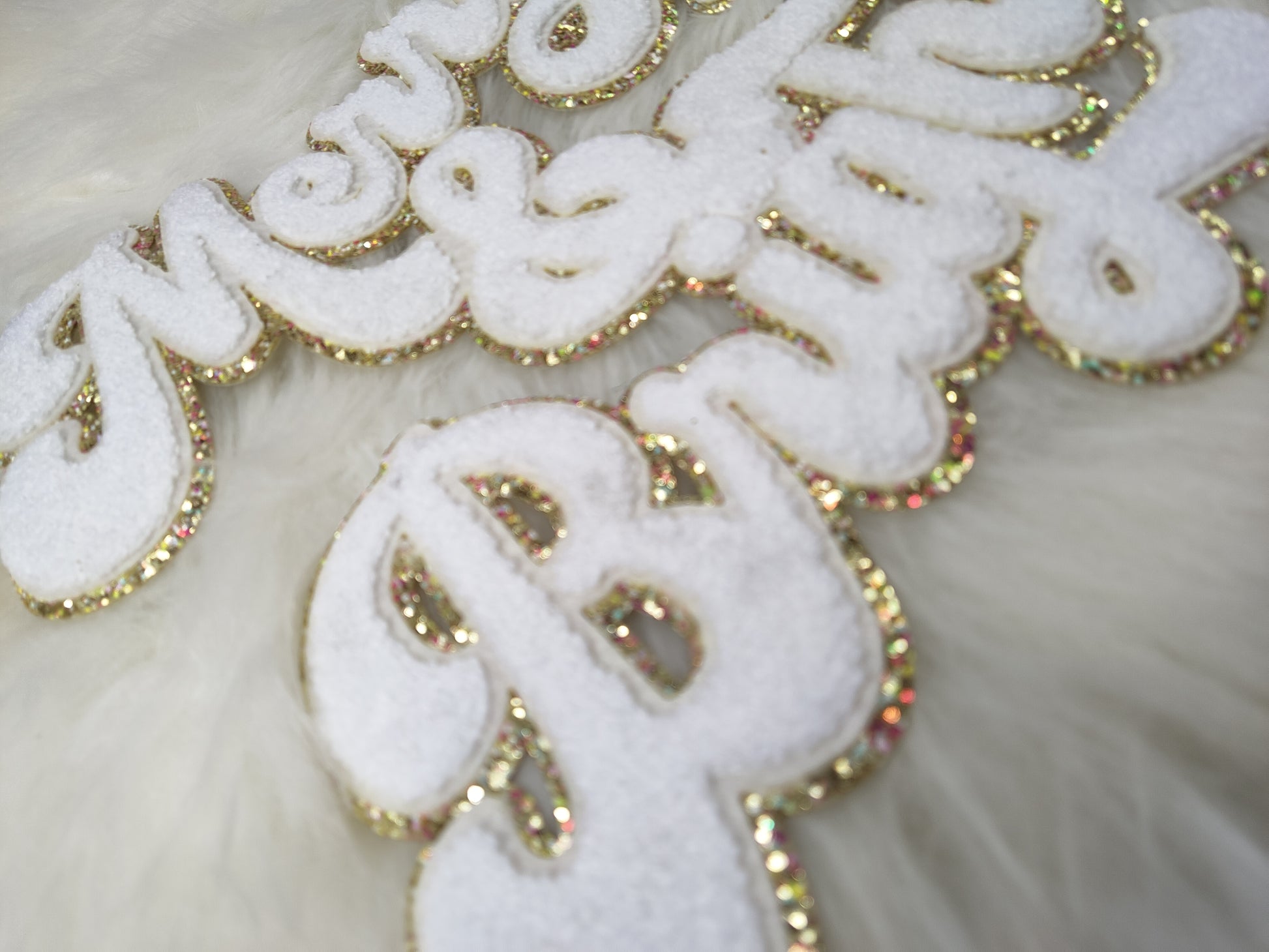 White Chenille Iron On Gold Glitter Letter Patches – Scratch Decor