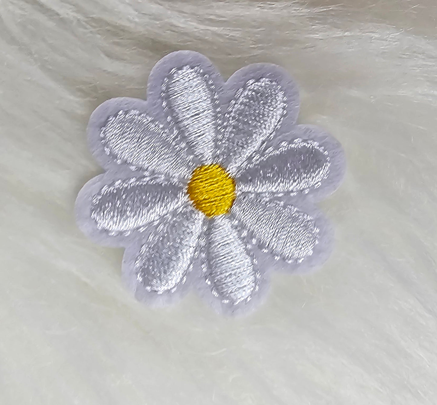 Daisy Small Flower Embroidery Iron On Patch