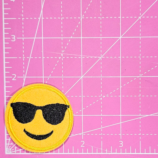 Emoji Smile Cool Sunglasses Embroidery Iron On Patch