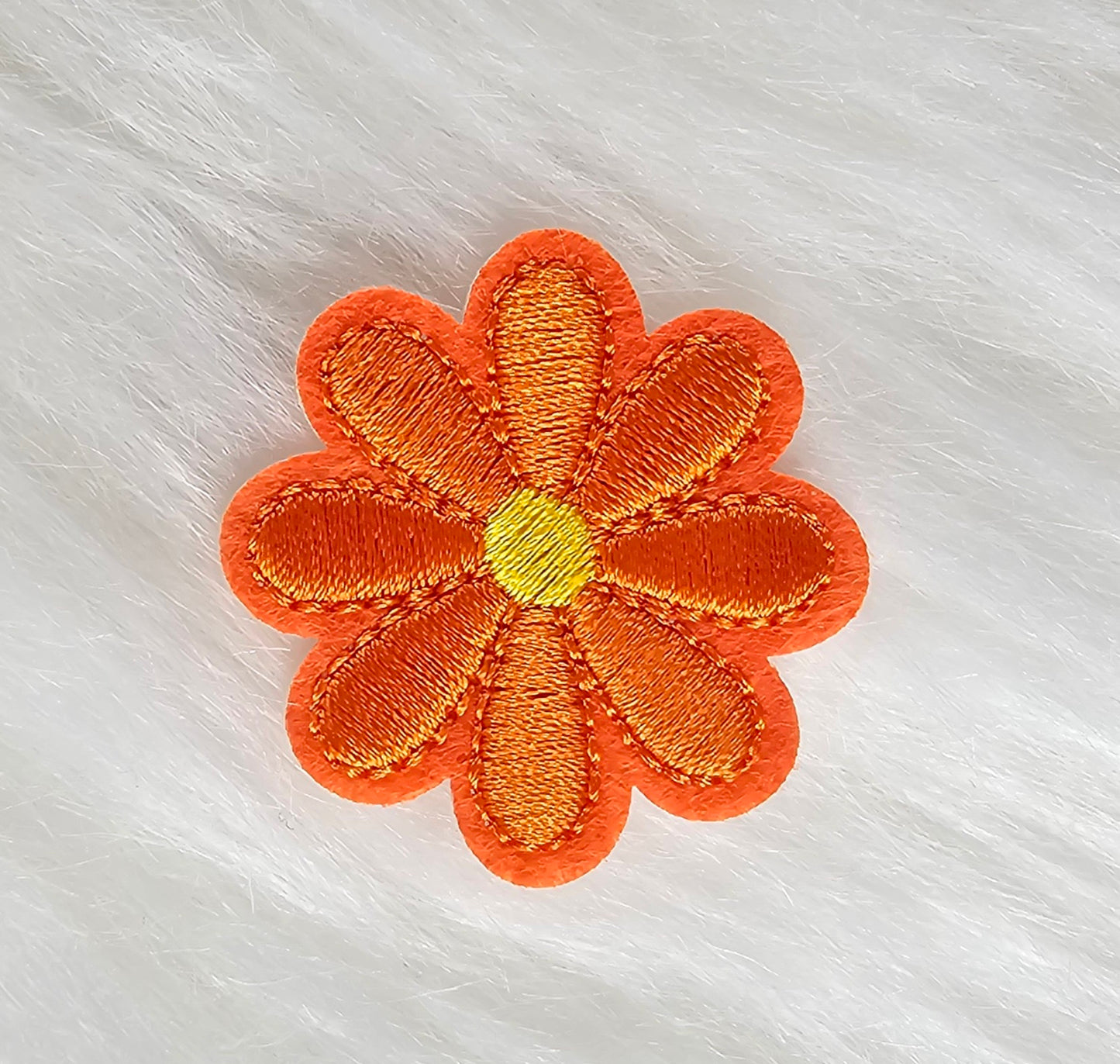 Daisy Small Flower Embroidery Iron On Patch