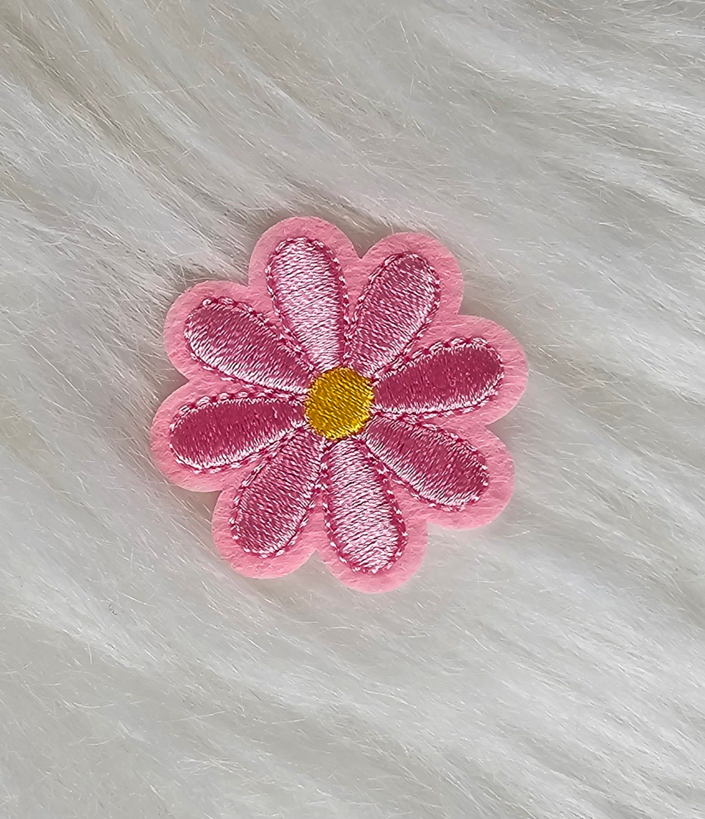 Daisy Small Flower Embroidery Iron On Patch